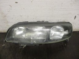 Volvo V70 vänster strålkastare